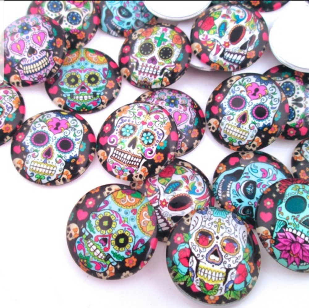 12 Sugar Skull Glass Cabonchons - 25mm